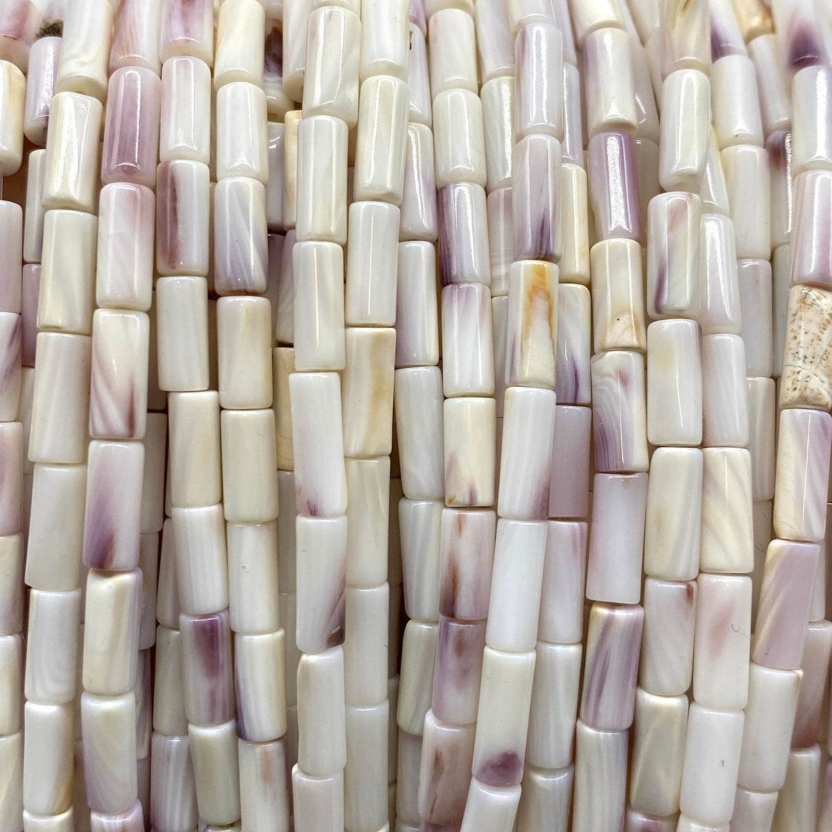 White Wampum Shell Beads with Lavender-Tone From New England/New York Beaches (America's First Currency Year 1637-1673) Tube 5X8mm (Tiny)