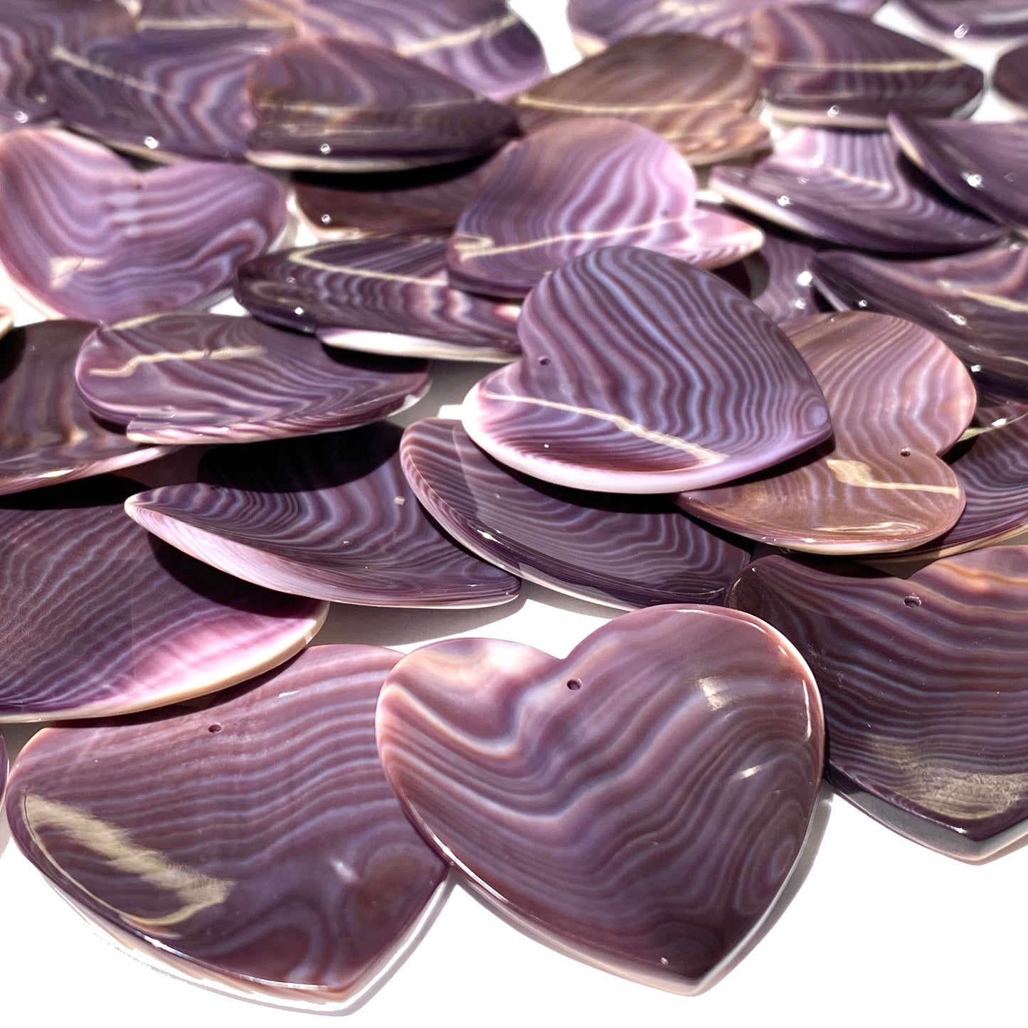Premium-Grade Darkest-Purple Wampum Shell Bead Pendant From New York/Rhode Island (America's First Currency Year 1637-1673) Top Drilled - Convex Heart Shape - 4 Matching Pendants Lot (4 Pcs)