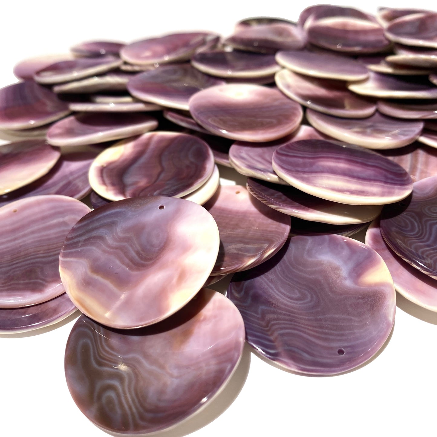 2-Tone-Matrix Lavender Wampum Shell Bead Pendant From New York/Rhode Island (America's First Currency Year 1637-1673) Top Drilled - Convex Coin Shape - 4 Matching Pendants Lot (4 Pcs)