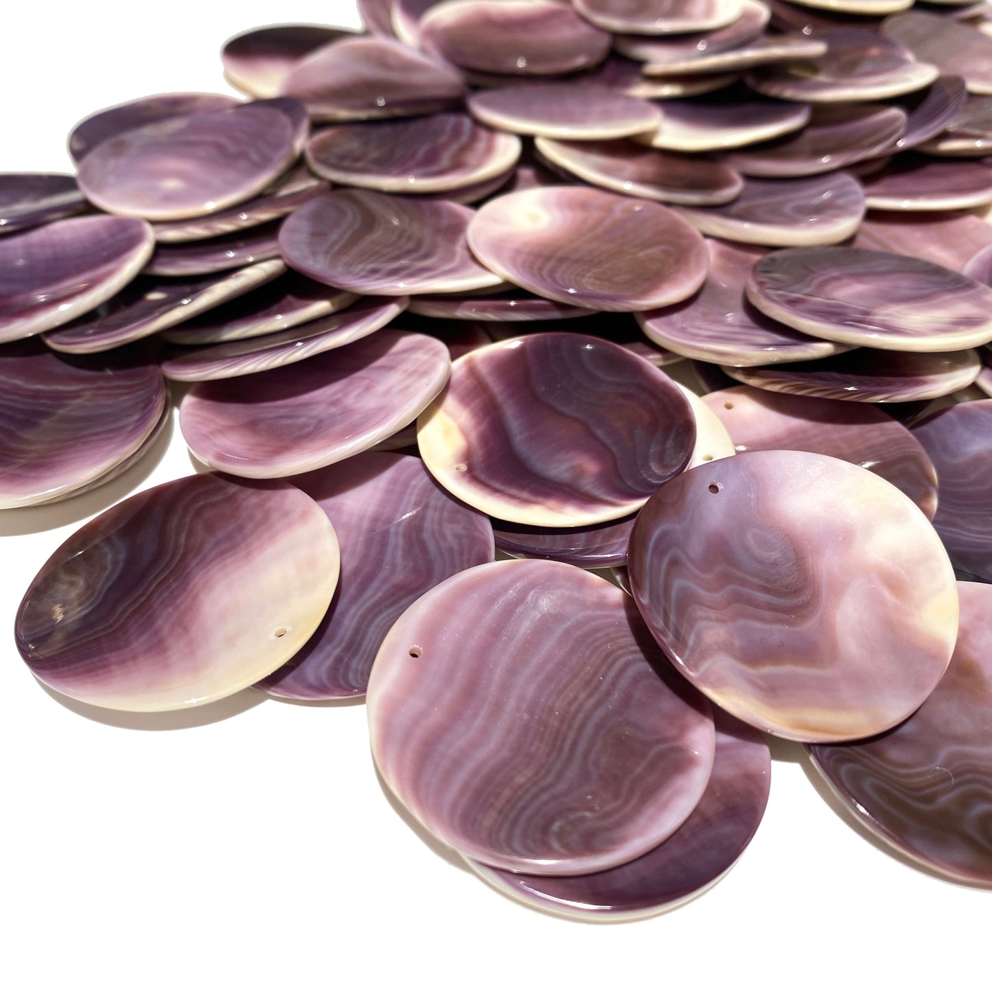 2-Tone-Matrix Lavender Wampum Shell Bead Pendant From New York/Rhode Island (America's First Currency Year 1637-1673) Top Drilled - Convex Coin Shape - 4 Matching Pendants Lot (4 Pcs)