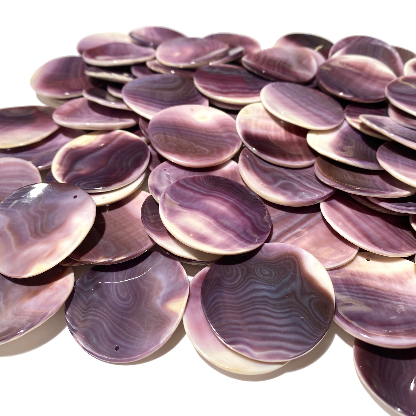 2-Tone-Matrix Lavender Wampum Shell Bead Pendant From New York/Rhode Island (America's First Currency Year 1637-1673) Top Drilled - Convex Coin Shape - 4 Matching Pendants Lot (4 Pcs)