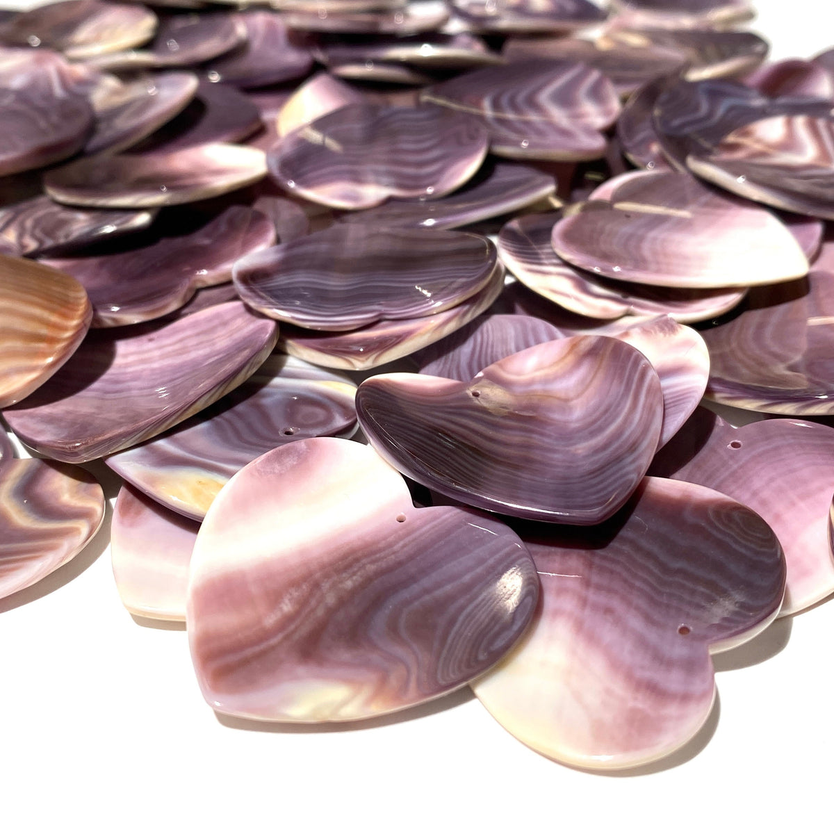 Bundle-10 Pcs Wampum Shell Pendant Bead (2-Tone Matrix) USA Authentic East Coast Quahog - Never Dyed or Color Enhanced - Top Drilled Heart