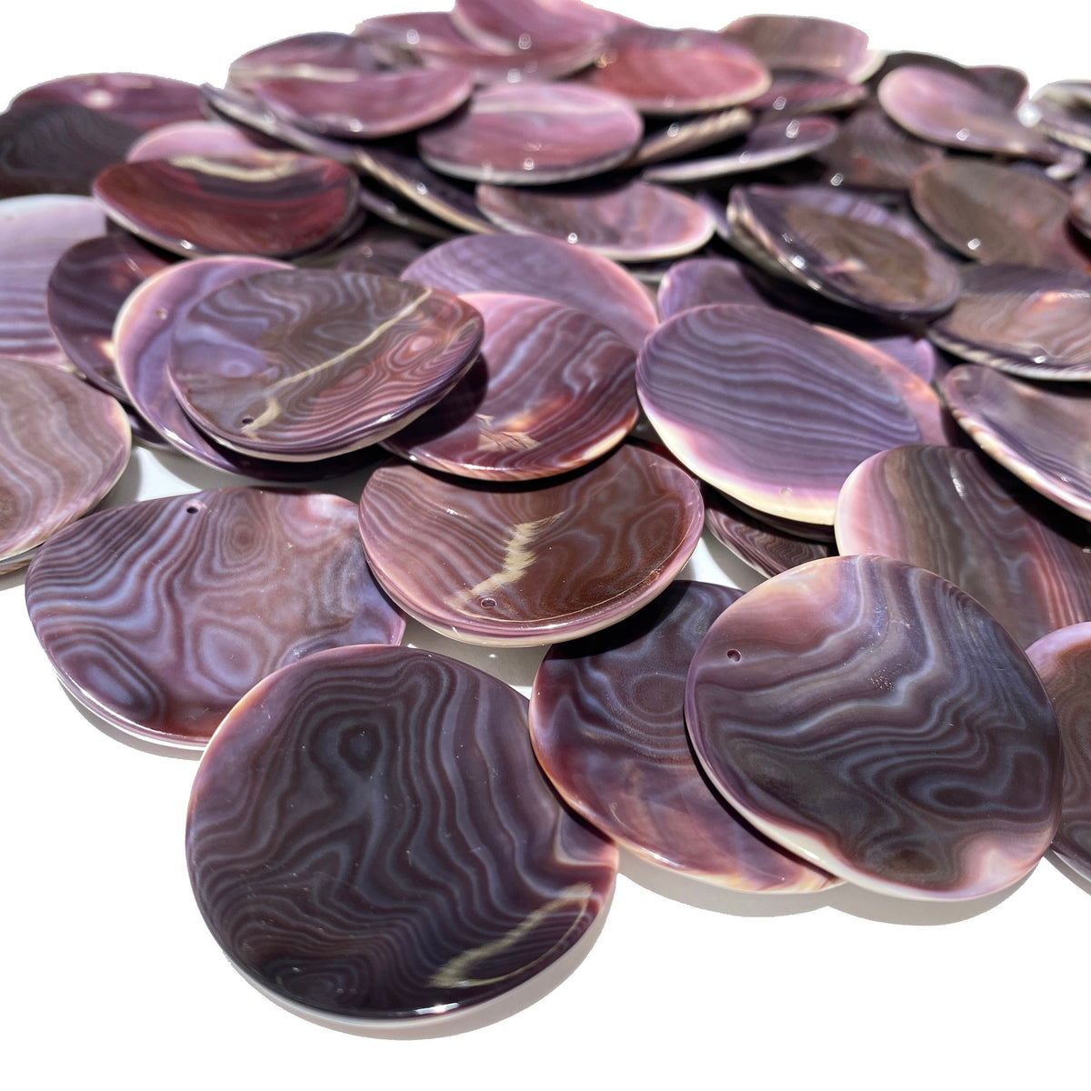 Bundle-10 Pcs Darkest Wampum Shell Pendant Bead USA Authentic East Coast Quahog - Never Dyed or Color Enhanced - Top Drilled Coin