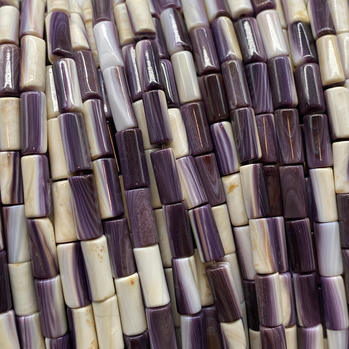 White Wampum Quahog Shell Beads with Lavender Tone USA East Coast Quahog - Native American Style - Ideal For Wampum Belt Design - Tube 4X8mm