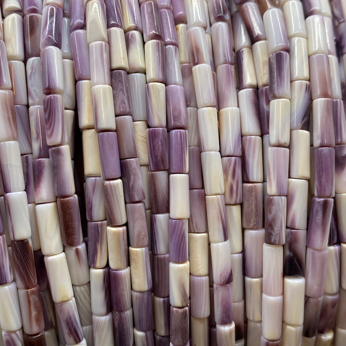 White Wampum Shell Beads Lavender-Tone USA East Coast Quahog - Never Dyed- Native American Style - Ideal For Wampum Belt Design - Tube 4X8mm