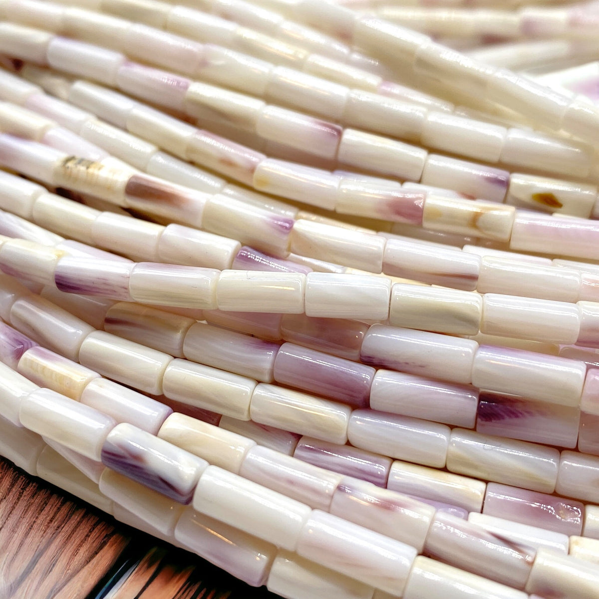 White Wampum Shell Beads with Lavender-Tone From New England/New York Beaches (America's First Currency Year 1637-1673) Tube 5X8mm (Tiny)