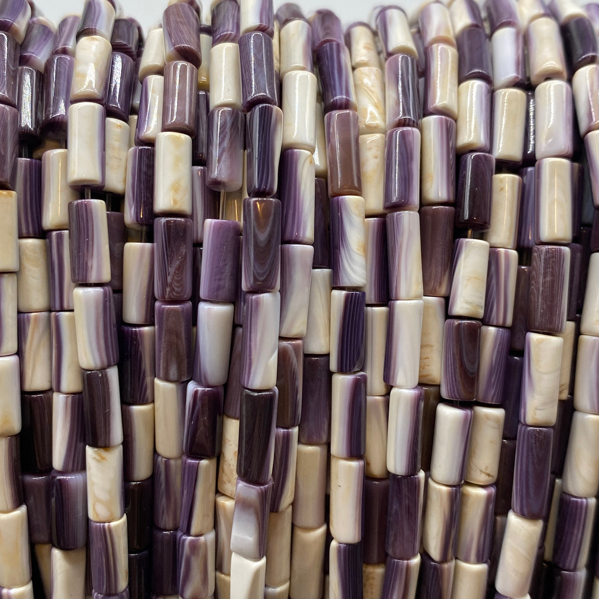 White Wampum Quahog Shell Beads with Lavender Tone USA East Coast Quahog - Native American Style - Ideal For Wampum Belt Design - Tube 4X8mm