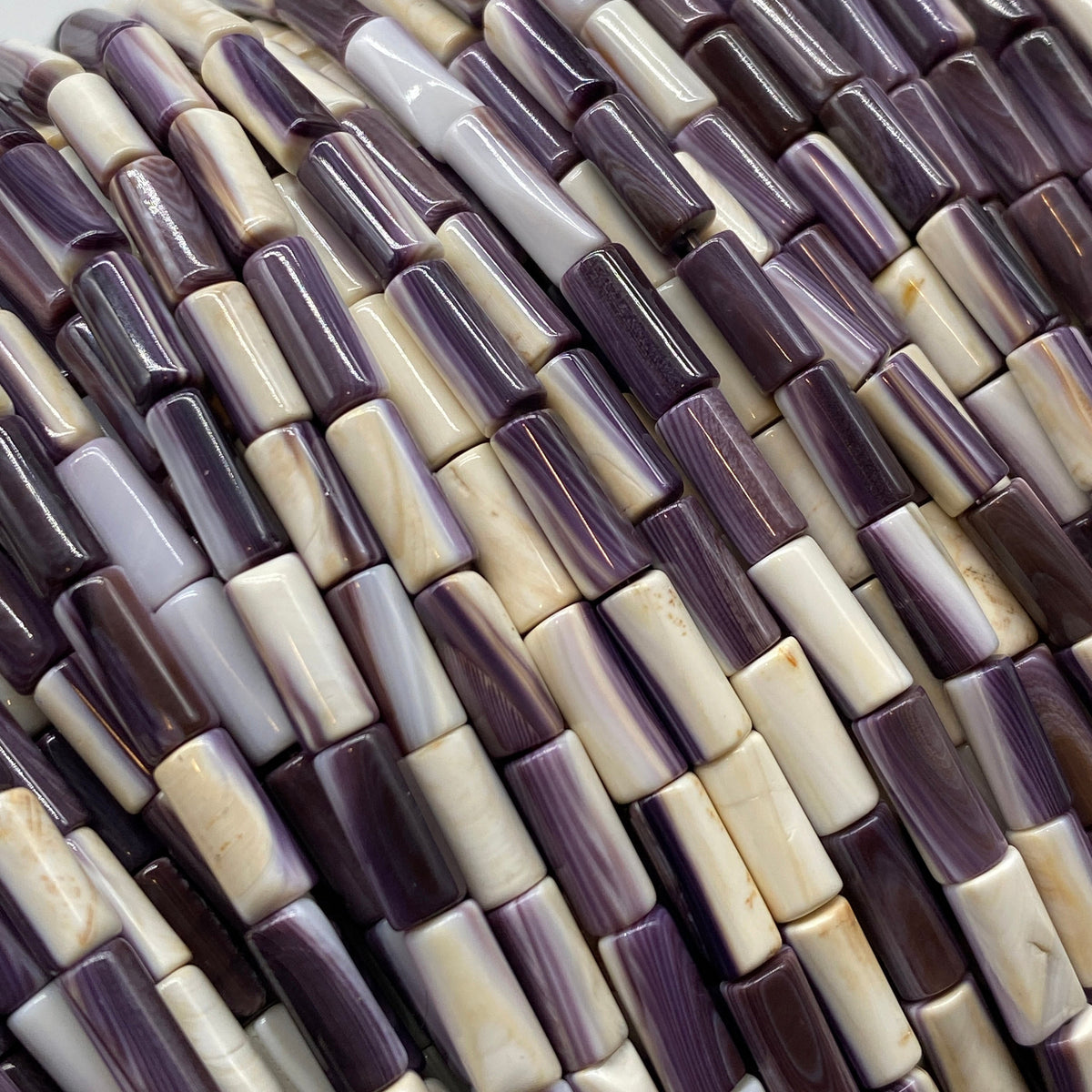 White Wampum Quahog Shell Beads with Lavender Tone USA East Coast Quahog - Native American Style - Ideal For Wampum Belt Design - Tube 4X8mm