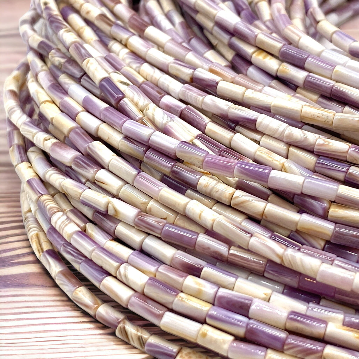 White Wampum Shell Beads Lavender Tone USA East Coast Quahog - Native American Style - Ideal  For Wampum Belt Design - Tube 3X5mm Tiny