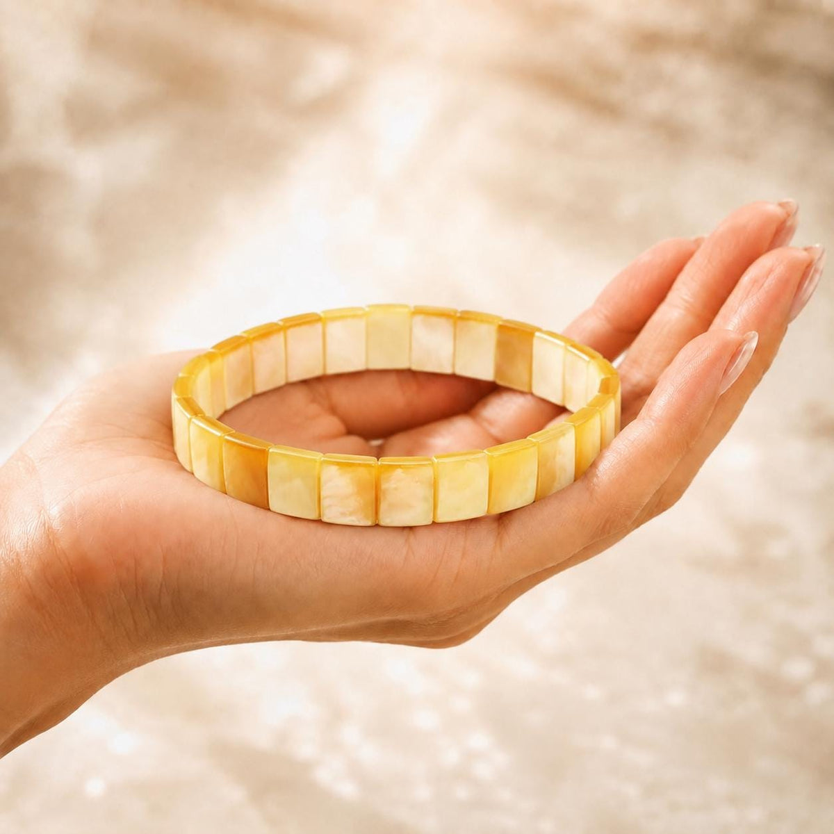 AAA Golden Oyster Shell Beads Bracelet Australia - Never Dyed or Color Enhanced - Small Batch Production - Mirror Polish - 7X10mm (7 Inches)