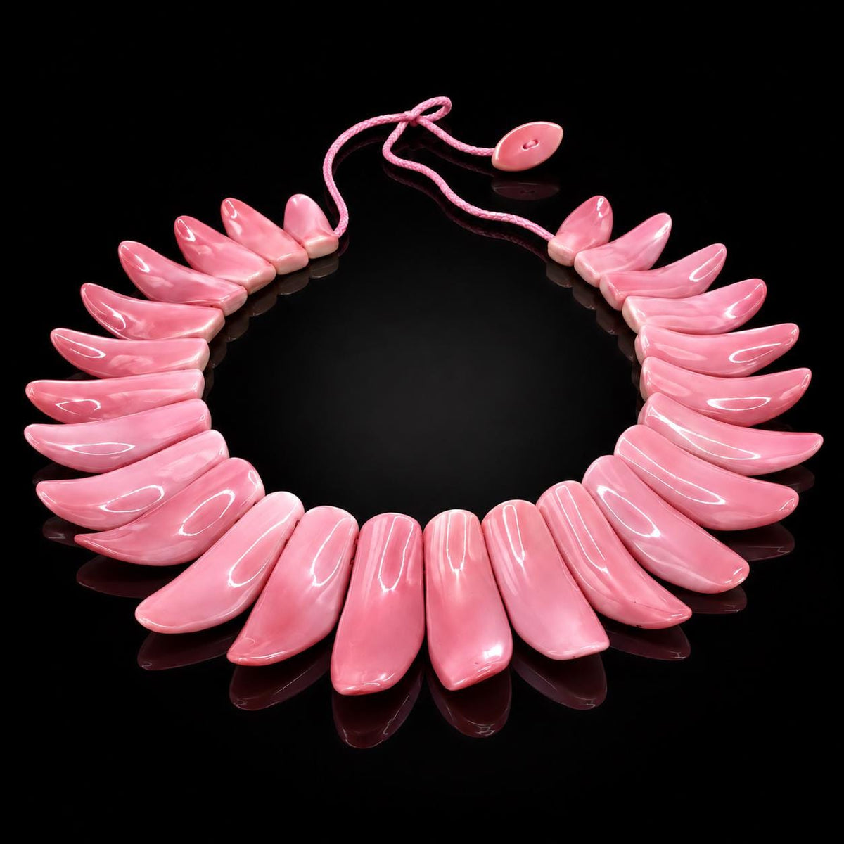 XL GRADUATED Bahamas Queen Conch Shell Beads Necklace AAA (Collection Grade) Not Dyed or Color Enhanced - Small Batch Production (25-45mm)